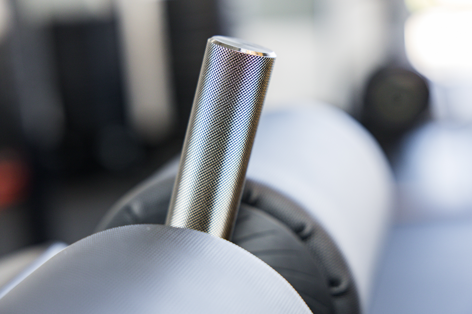 ERGONOMIC GRAB HANDLE​